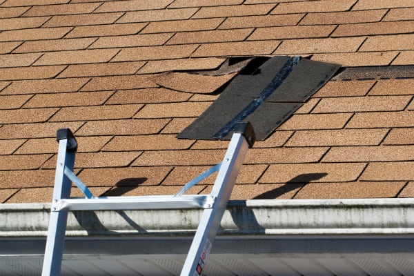 Roof Repair vs Replacement – How To Decide